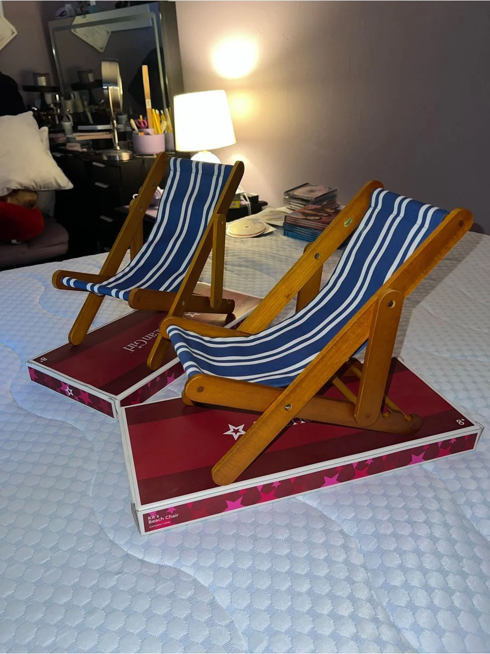 American Girl Kit Kittredge Blue and White Striped Beach Lounge Chairs (Pair)